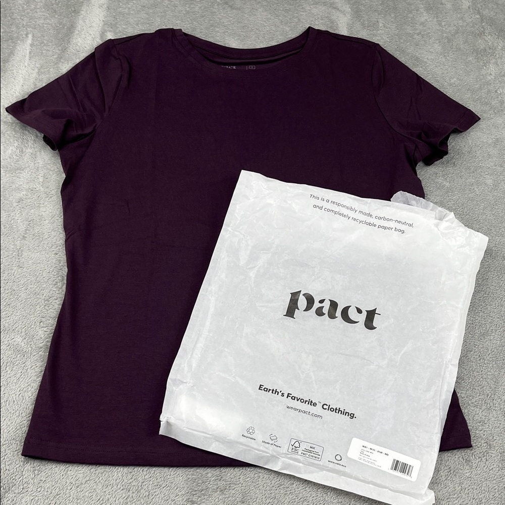 NEW PACT Organic Women's‎ Plum Luxe Stretch Jersey Slim Tee M